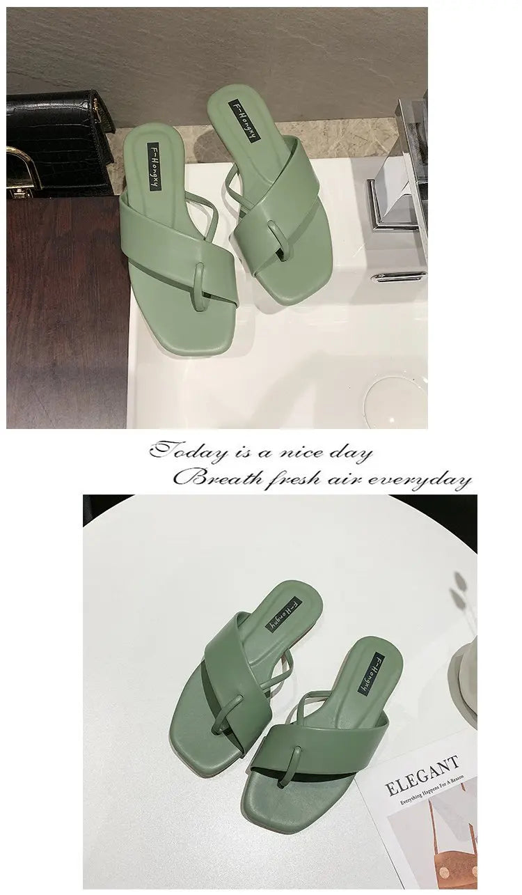 2022 New Summer Sandals Slippers Flat Beach Women's Shoes