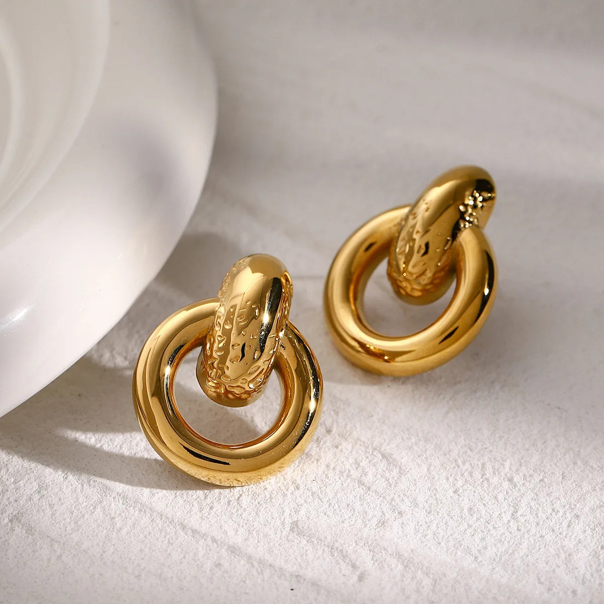 New Arrival Jewelry Geometric 18K PVD Gold Plated Earring Round Pendant Stainless Steel Circle Small Hoop Earrings